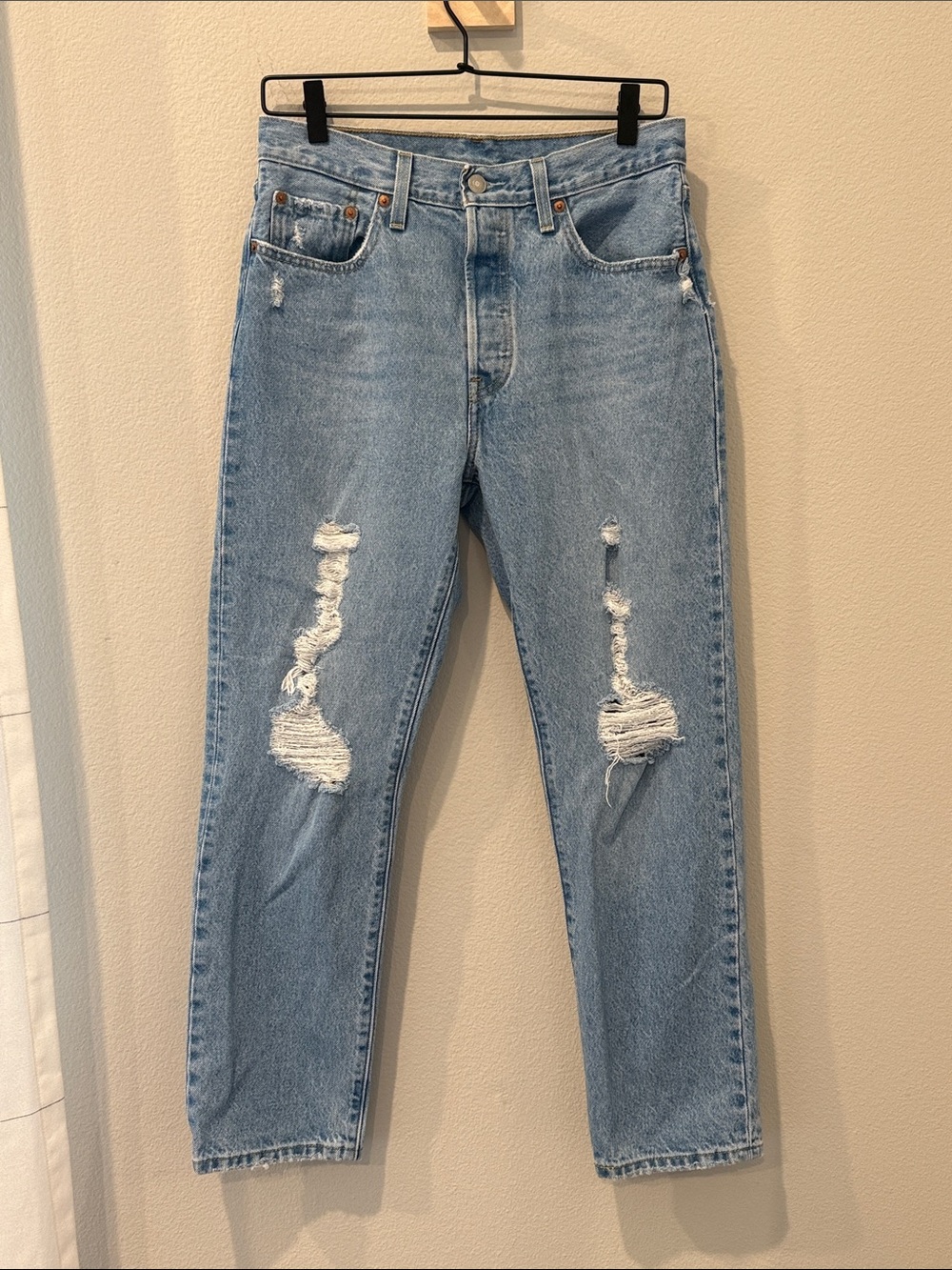 Levi's Premium 501 Light Blue Denim Jeans 28x28 Straight Leg Distressed